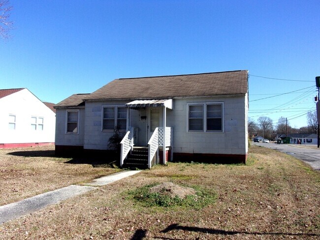 Foto del edificio - 502 Brendale Dr