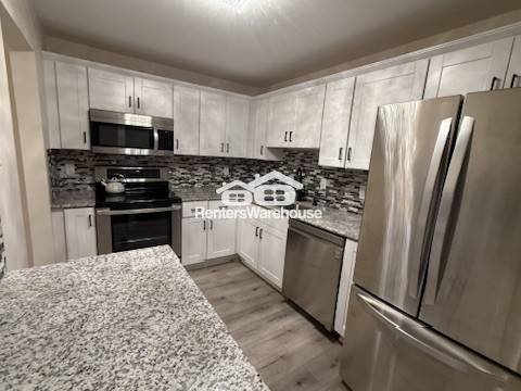 Foto del edificio - 5607 Green Cir Dr