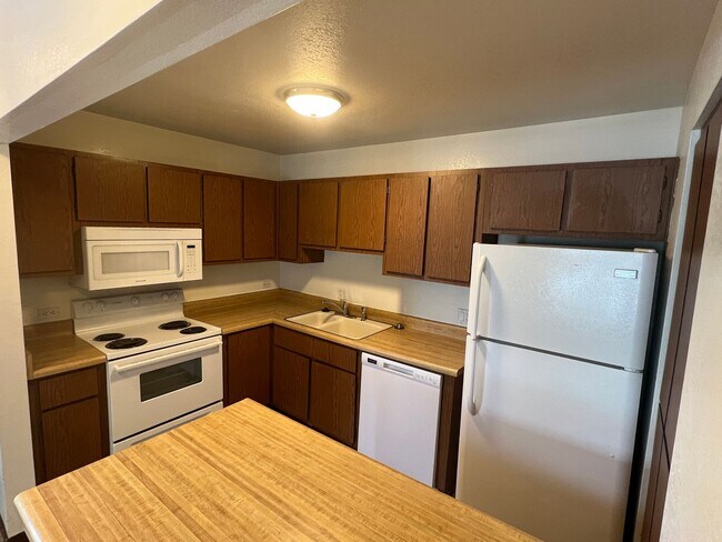 Foto del edificio - 1200 S Riordan Ranch St