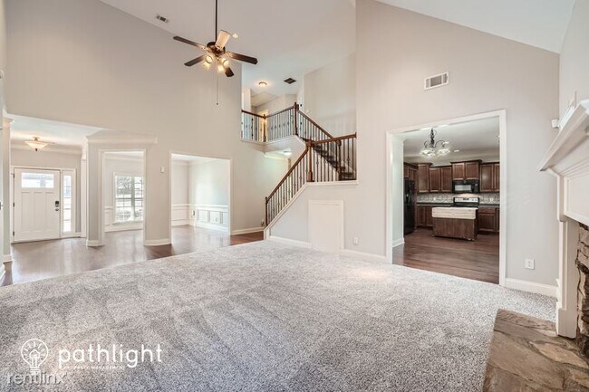Foto del edificio - 4 br, 3.5 bath House - 43 Chandler Court UNIT