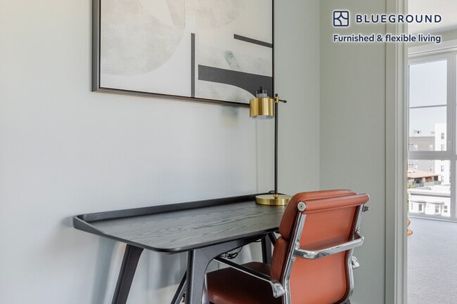 Building Photo - 2055 Haste St