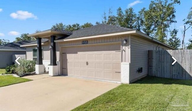 Building Photo - 5723 Peach Dr