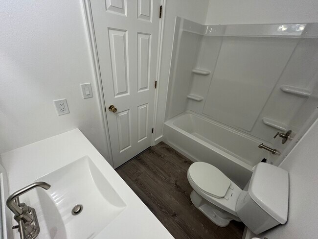 Foto del edificio - Nottingham Apartments