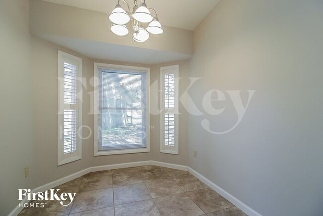 Building Photo - 2721 Annhurst Ave