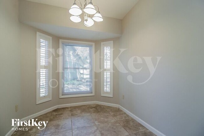 Foto del edificio - 2721 Annhurst Ave