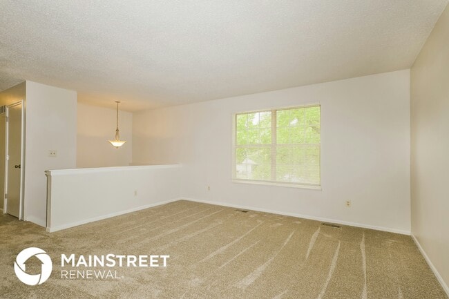 Building Photo - 3854 Jeff Dr