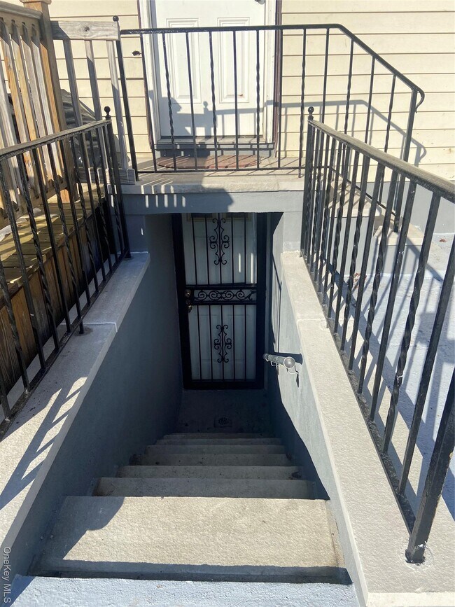 Foto del edificio - 62 Harold Ave