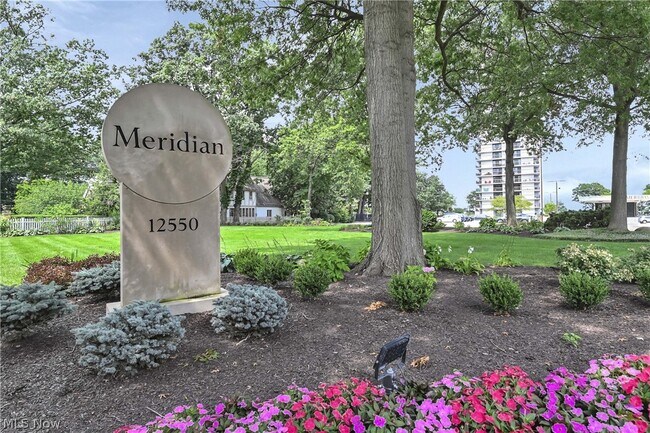 Foto del edificio - 12550 Lake Ave