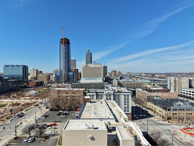 Building Photo - Beebe Runyan