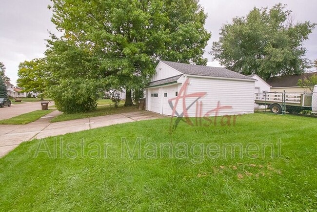 Building Photo - 6471 Westminster Dr