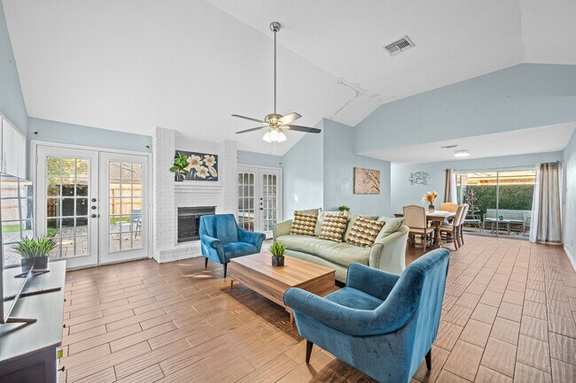 Foto del edificio - 12727 Ashford Knoll Dr