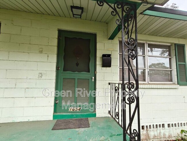 Foto del edificio - 1654 Talbot Ave