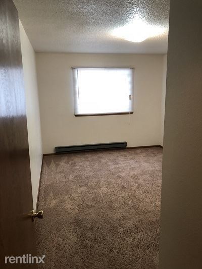 Building Photo - 2505 Country Club Pkwy