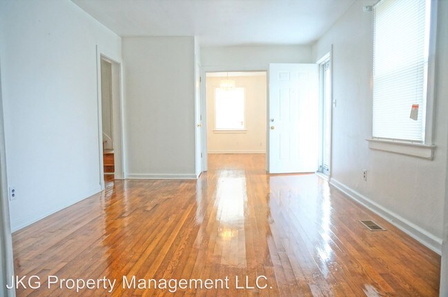 Building Photo - 4 br, 2.5 bath House - 34 Davis Ave