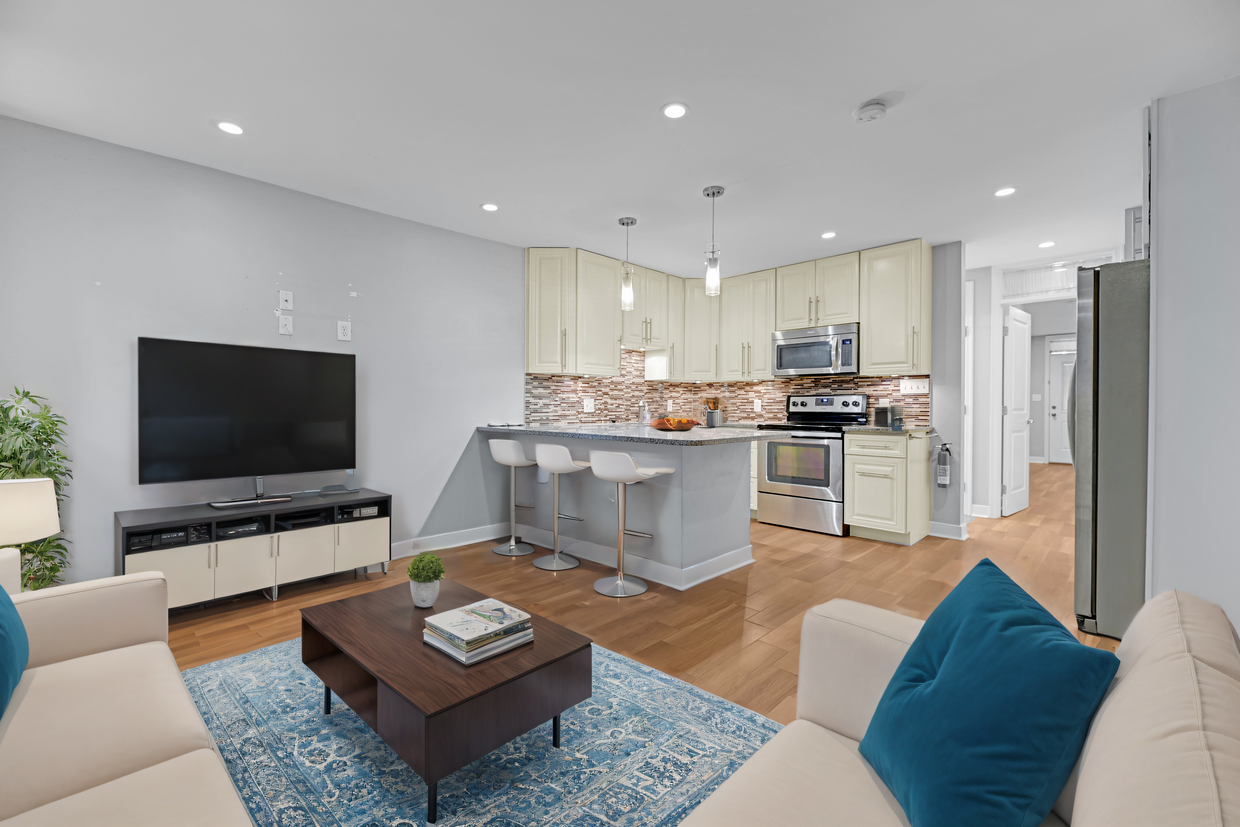 Primary Photo - 1714 V St NW