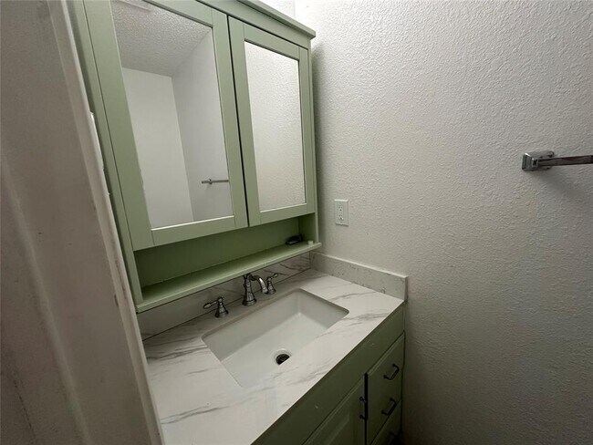 Foto del edificio - 1122 Greenbriar Ct