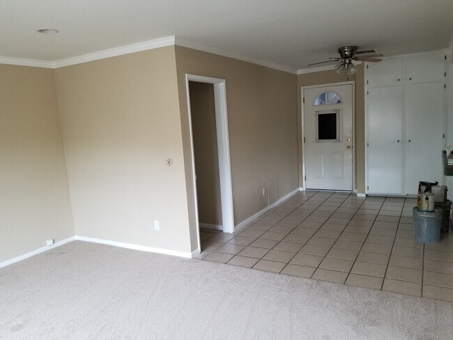 Foto del edificio - 621 S Shelton St