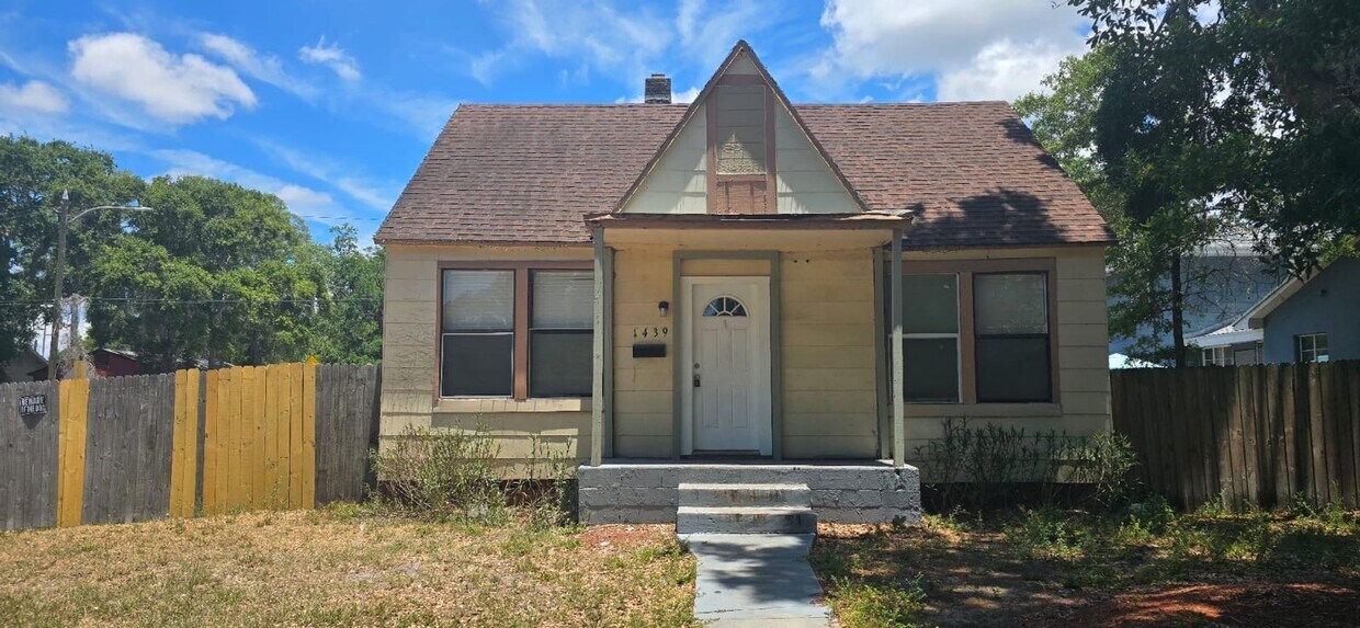 Foto principal - 5 Bedroom St Pete Home
