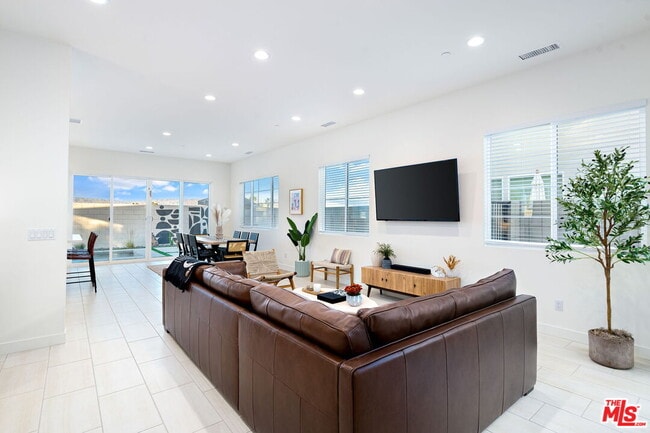 Foto del edificio - 1605 Candela Ct