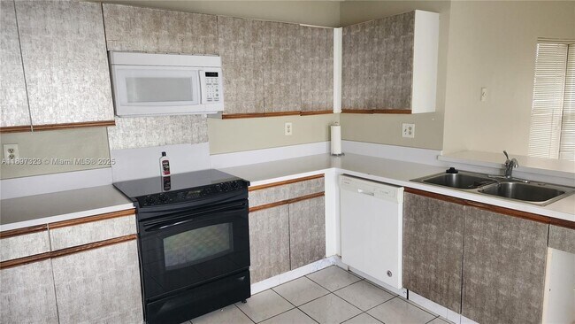 Foto del edificio - 10628 SW 118th Pl