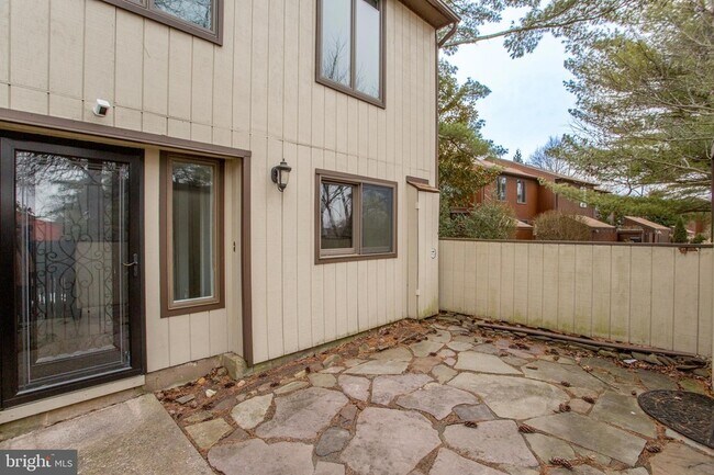 Foto del edificio - 17 Eden Roc