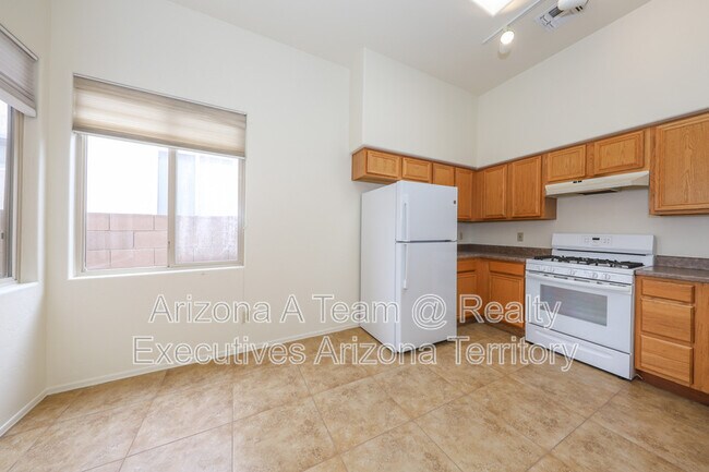 Building Photo - 7373 E Placita de la Intriga