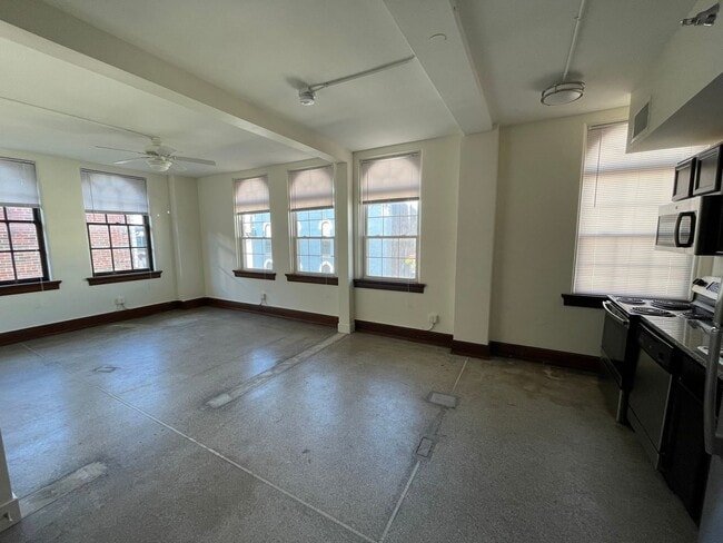 Interior Photo - The Press