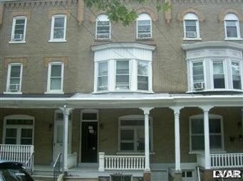 Primary Photo - 1513 W Chew St