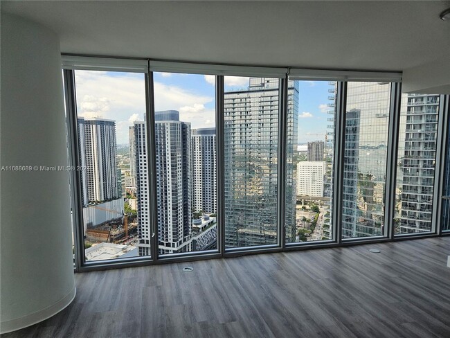 Foto del edificio - 888 Biscayne Blvd