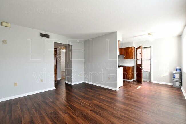 Building Photo - 1705 Valley Forge Way