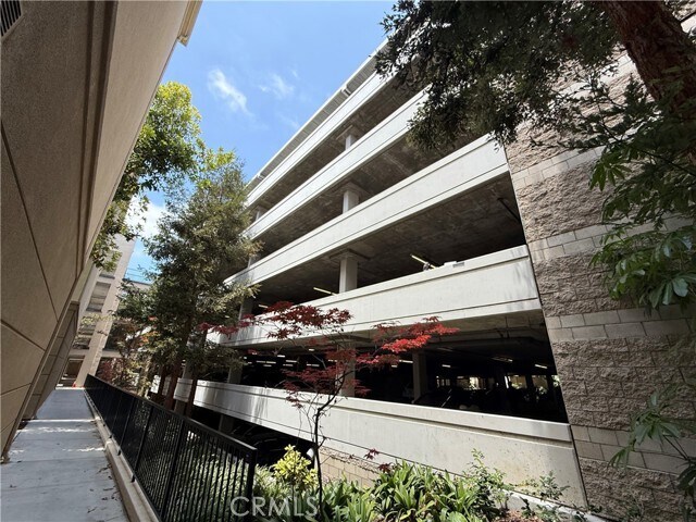 Foto del edificio - 2250 Watermarke Pl