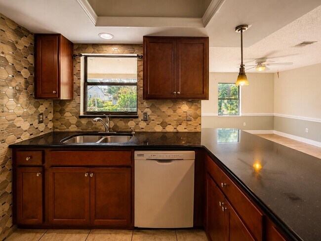 Foto del edificio - 342 NW Curtis St