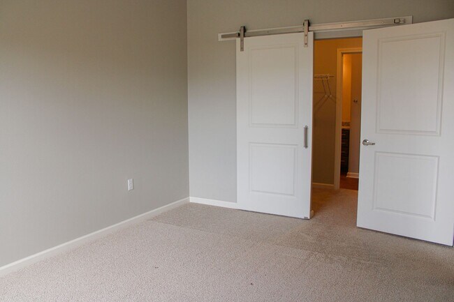 Building Photo - 3211 Redhawk St