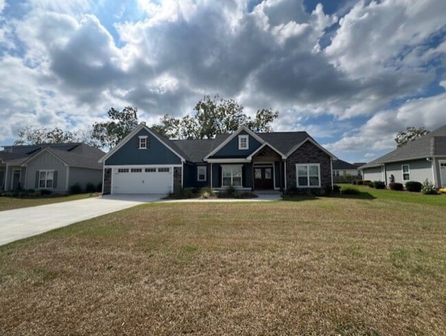 Building Photo - Beautiful Home in Grove Point Subdivision