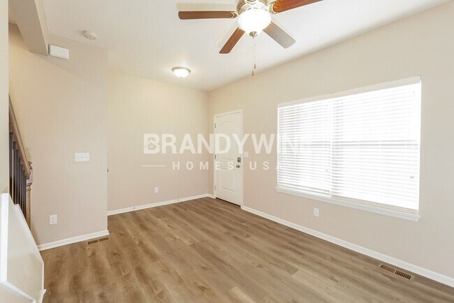 Foto del edificio - Apply Now! 4BED 3BATH