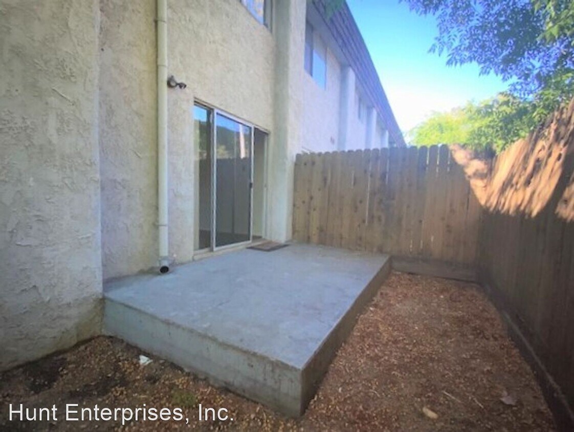 Building Photo - 665 Fairmont Ave