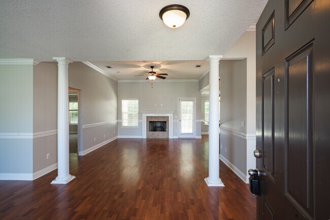 Foto del edificio - 175 Whitaker Way