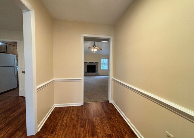 Building Photo - Available now. Freshly renovated! 4/3 Home...