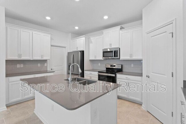 Building Photo - 2712 Pine Sap Lane