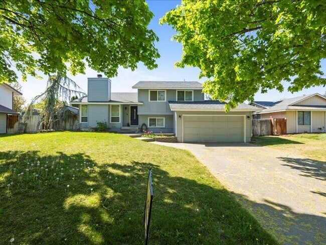 Building Photo - 8307 W Grand Ronde Pl