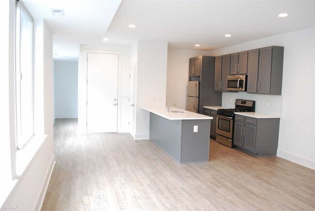 Building Photo - 3 br, 3 bath  - 1206 N 7TH ST Unit 3B
