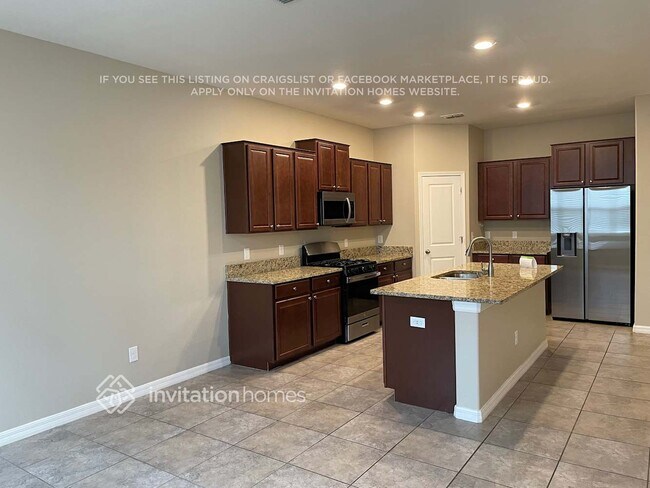 Foto del edificio - 8939 Shadyside Ln