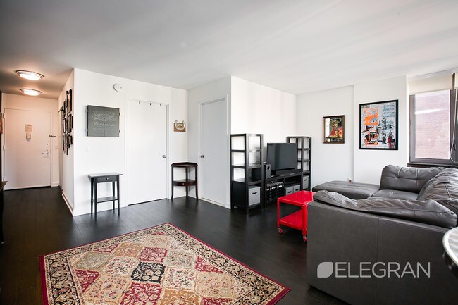 Foto del edificio - 77 W 24th St