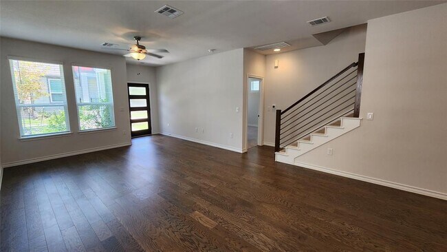 Foto del edificio - 5311 Mulberry Grove Ln