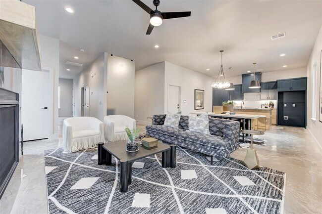 Foto del edificio - 1318 NW 15th St