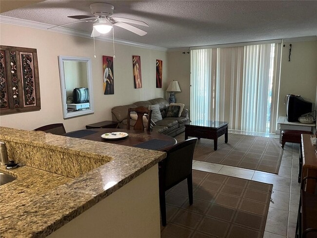 Building Photo - 2740 Coconut Bay Ln