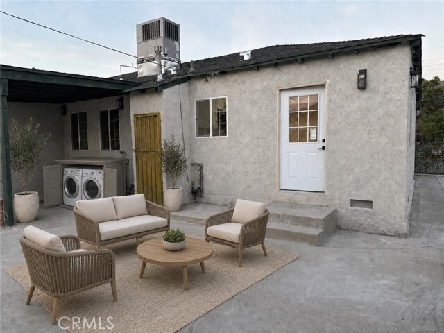 Building Photo - 7879 Claybeck Ave