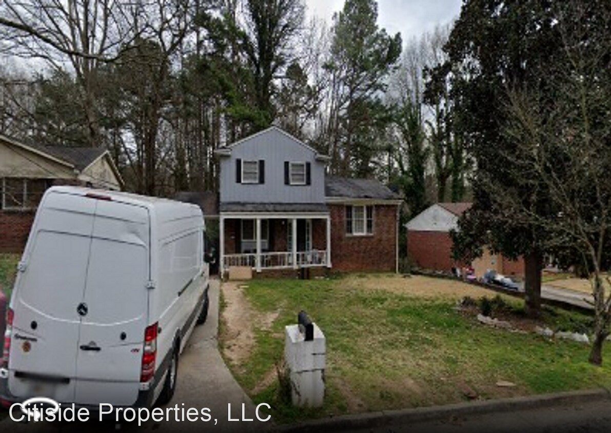 Primary Photo - 4 br, 2.5 bath House - 2914 Eleanor Ter NW
