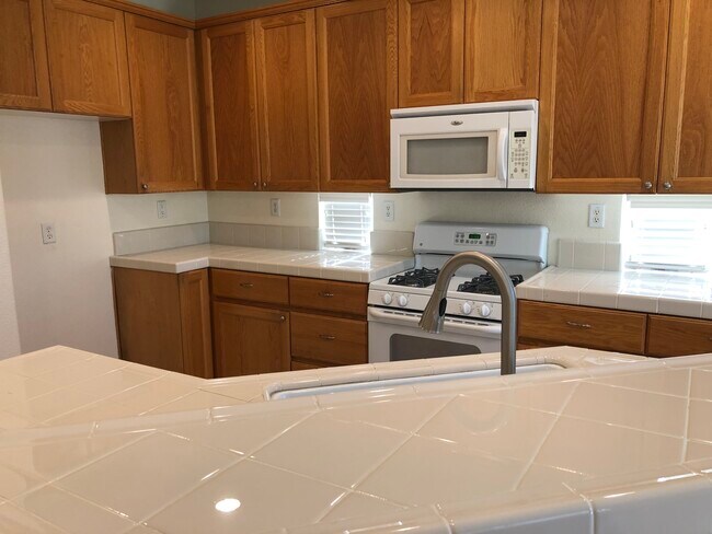 Cocina - 2954 Cardinal Dr