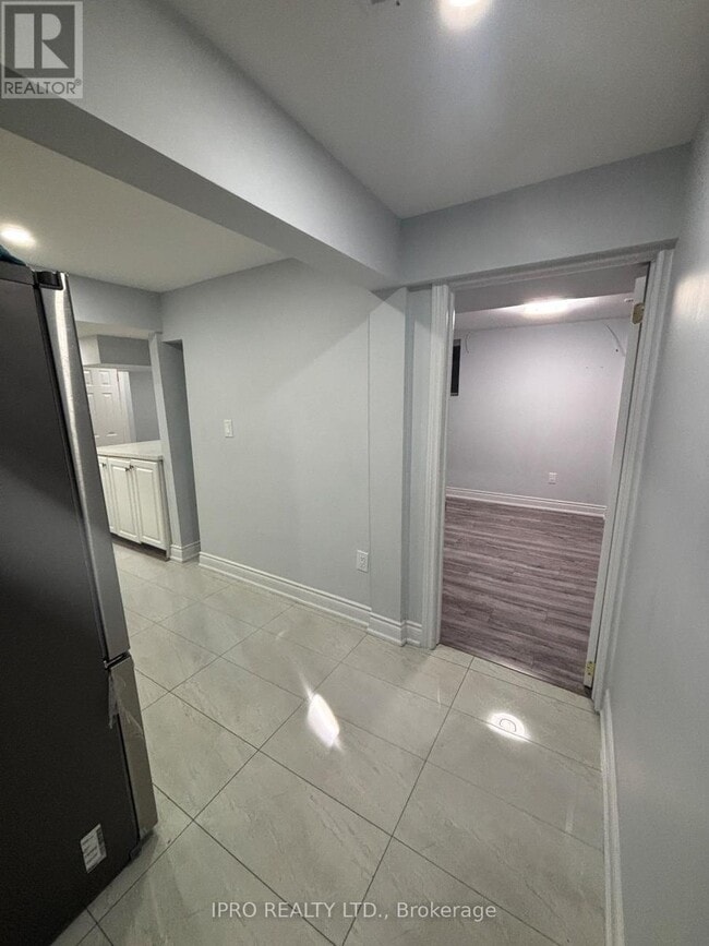 Building Photo - 3104 Tours Rd